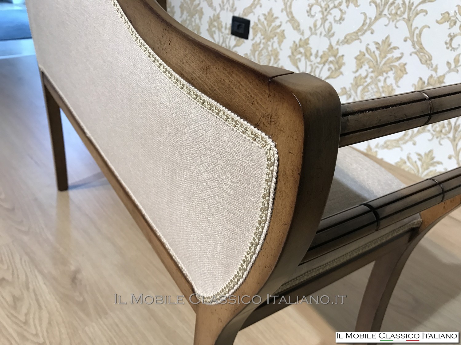 Mobiletto portatelefono - Mobile portatelefono